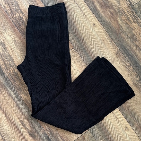Zara Midnight Black Textured Flared Trousers. Size L. - Picture 1 of 6
